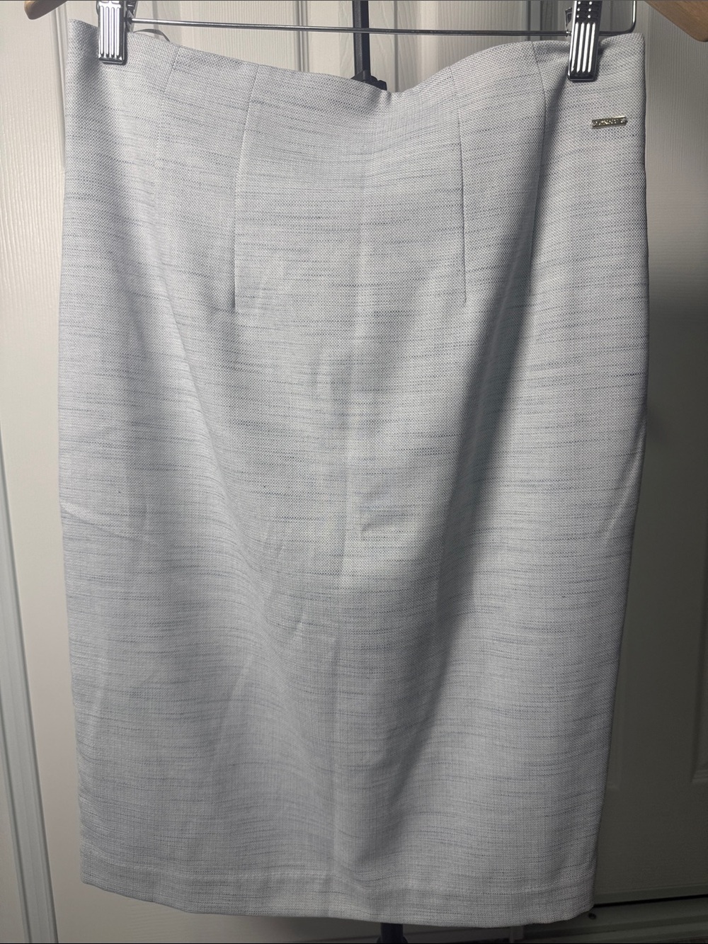 DKNY Light Gray Textured Pencil Skirt